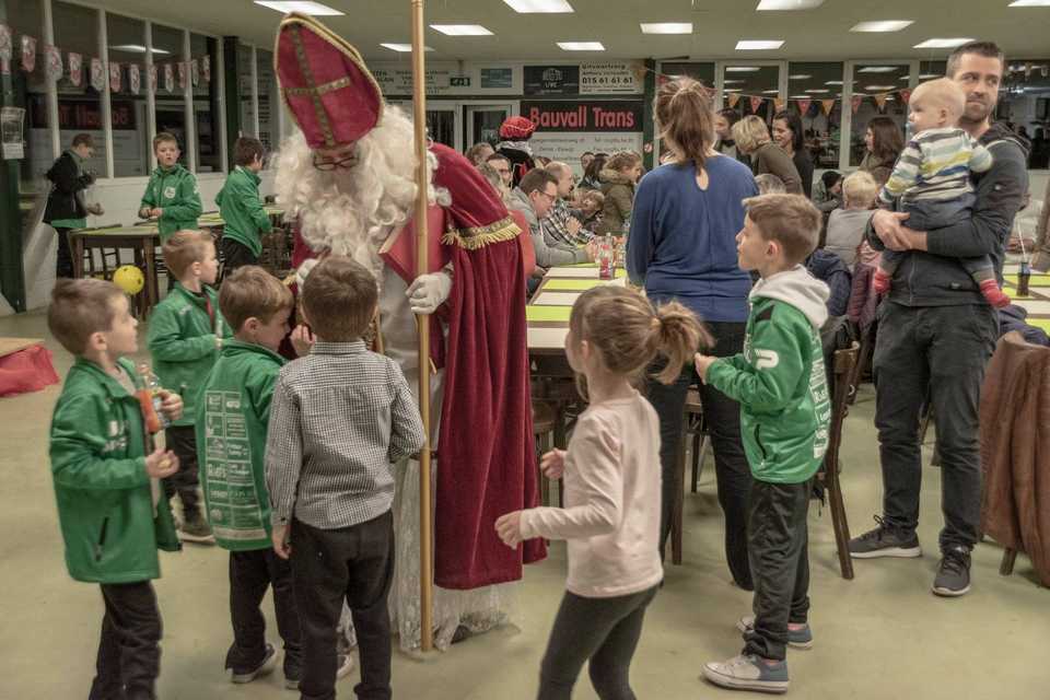 Sinterklaas op bezoek bij KCVV Elewijt